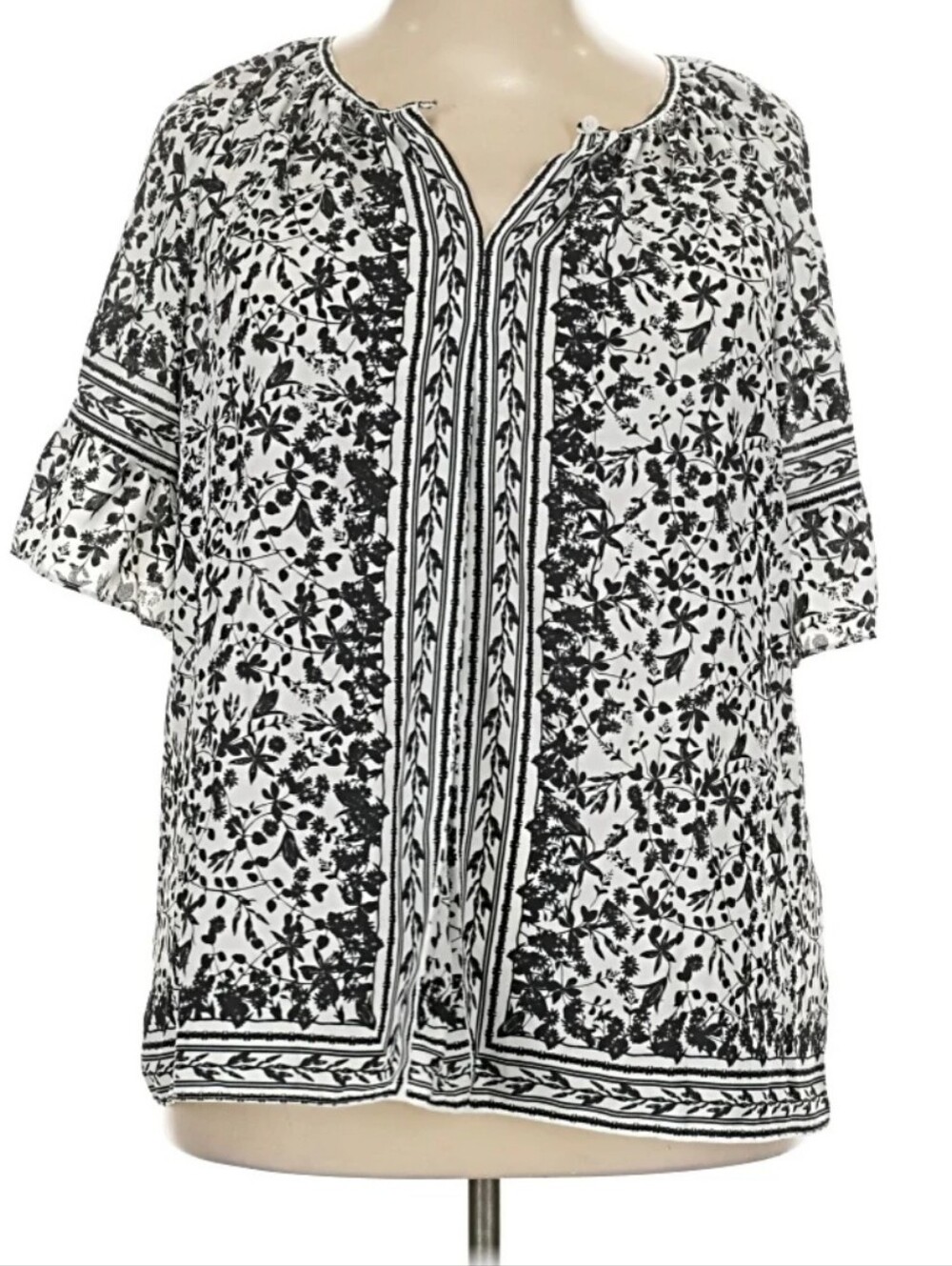 Max Studio Women’s Black & White Floral Peasant Top - Picture 13 of 13